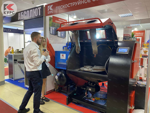 Пескоструйная камера КСО со встроенным фильтром, автоматическим соплом и приводным столом