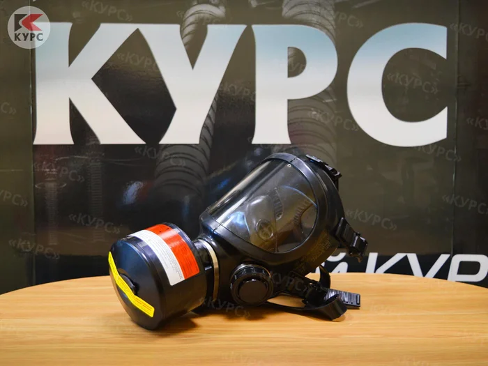 Маска пескоструйщика в комплекте пескоструйного оборудования для начинающих